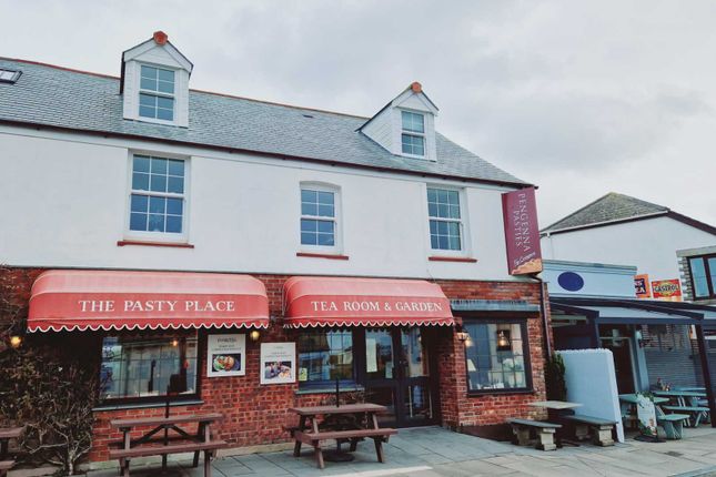 Flat 2 Pengenna Pasties, Atlantic Road, Tintagel photo 2