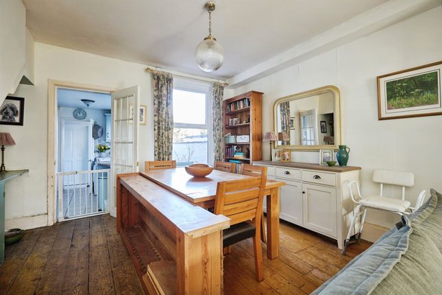 9, Clifton Road, Salisbury photo 3