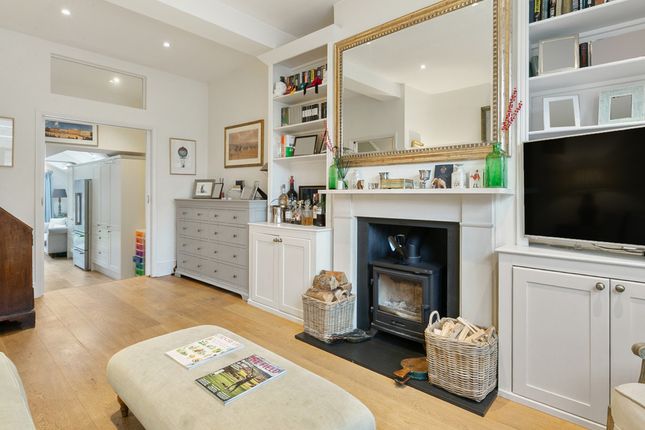 Ravensbury Terrace, London photo 3