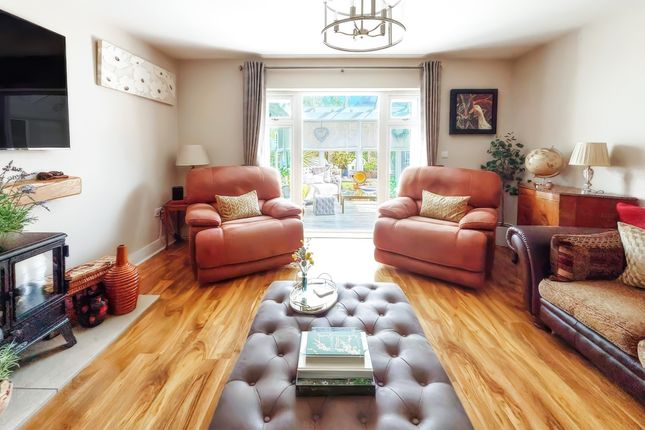 36 Ruskin Avenue, Bognor Regis photo 4