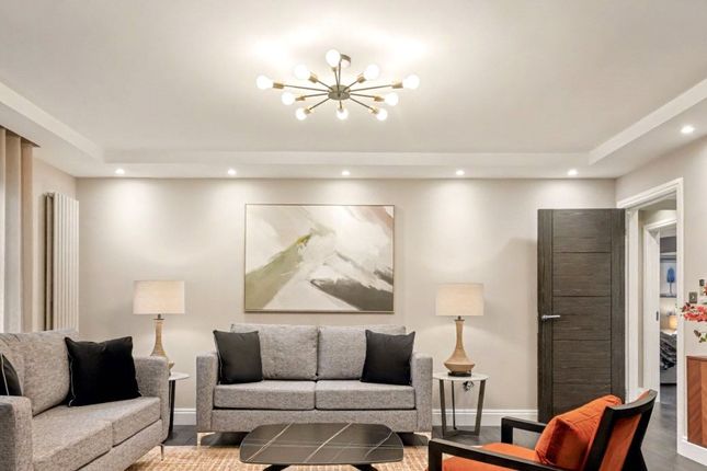 Flat 83, Boydell Court, St. John's Wood Park, London photo 4