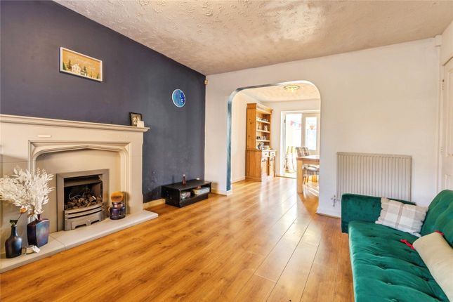 18, Meadowbrook Close, Greater Manchester photo 2
