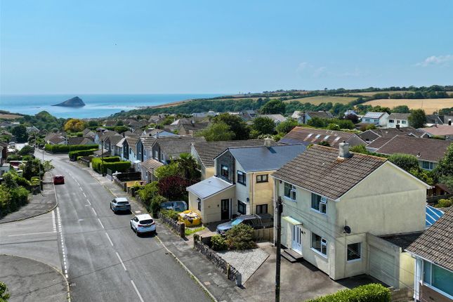 34, Mewstone Avenue, Plymouth photo 2