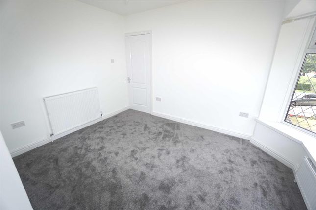 144, Park Road, Westhoughton photo 4