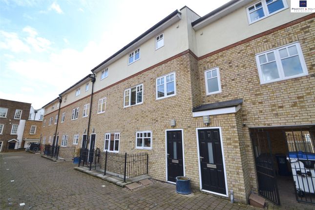 Thumbnail Maisonette to rent in Watford Field Road, Watford