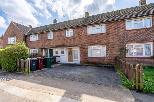 Thumbnail Terraced house for sale in Newlands Lane, Chichester