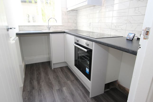 Flat 5, 7 Pelham Crescent, Nottingham photo 3