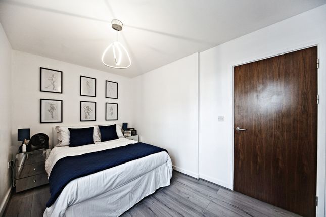 Flat for sale in Whitman Court, London