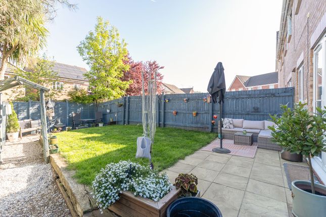 10 Hollyhock Close, Newport photo 4