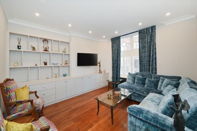 Flat for sale in Montagu Mansions, Marylebone