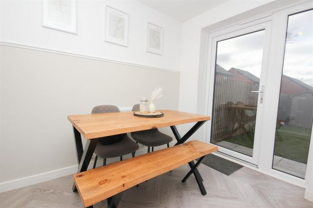124, Fitzhugh Rise, Wellingborough photo 4