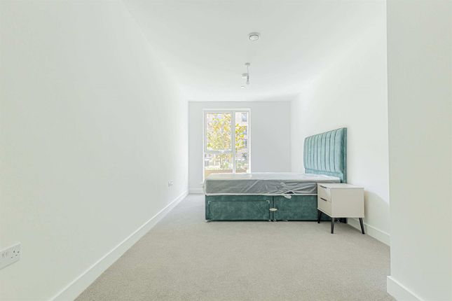 44, Flat 6, Clovelly Road, Hounslow photo 5