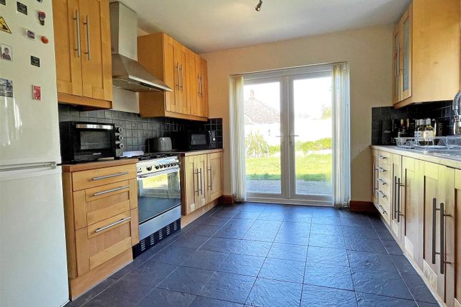 36, Larkfield Way, Brighton photo 3