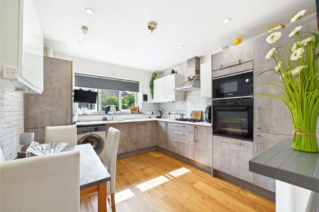 18, Brunswick Gardens, Manningtree photo 3