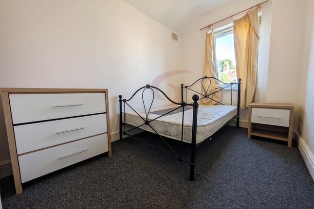 9, Ullswater Street, Leicester photo 4