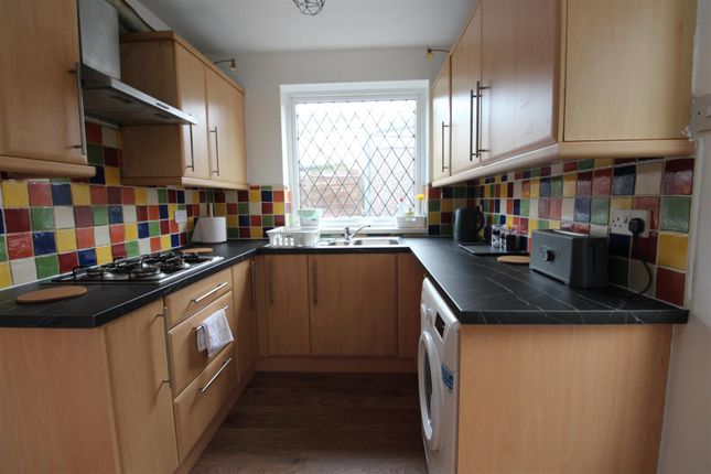 32, Oak Avenue, Manchester photo 5