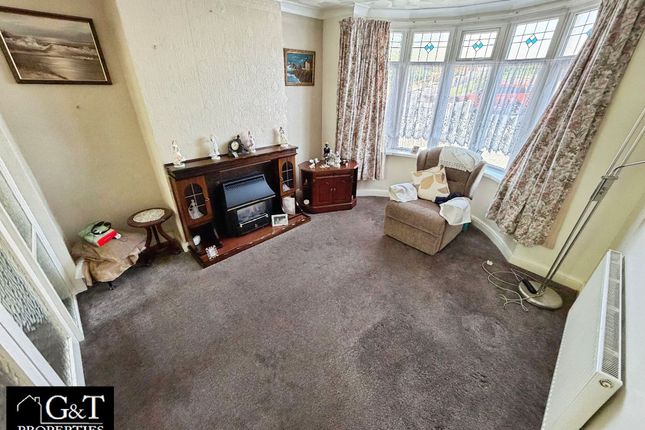 72 Windsor Grove, Stourbridge photo 2