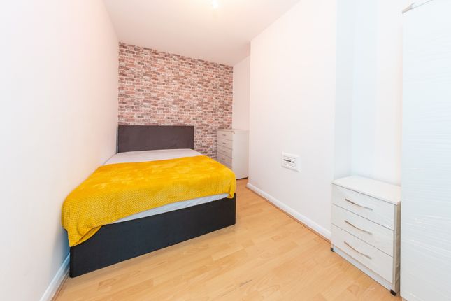 Thumbnail Room to rent in Windmill Road, Luton