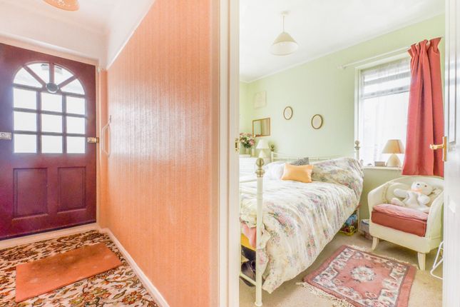 49, Gorringe Valley Road, Eastbourne photo 4