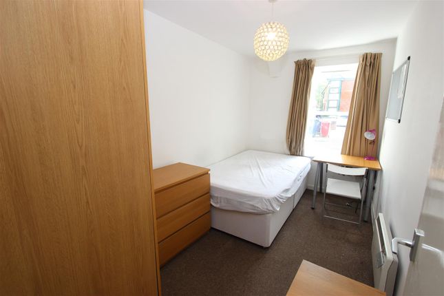 Flat to rent in Brook Street, Oxford