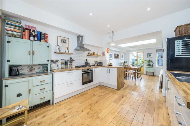 Flat for sale in Heather Road, London