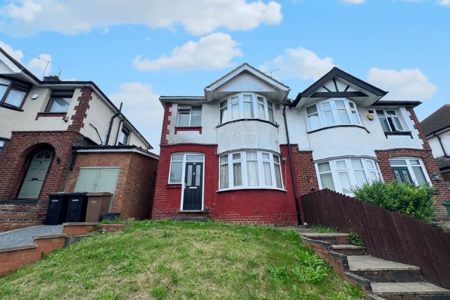 Semi-detached house to rent in Walcot Avenue, Luton