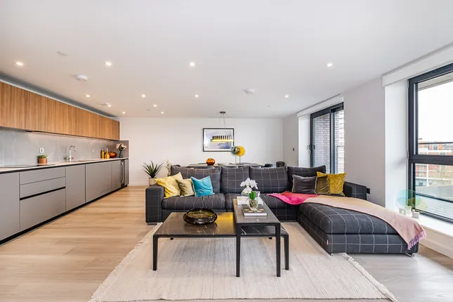 Hamptons - London New Homes