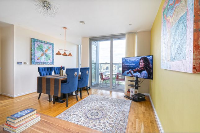 Flat 82 Adagio Point, 3, Laban Walk, LONDON photo 3