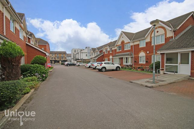 Flat for sale in Hamilton Court, Hornby Road, Blackpool, Lancashire