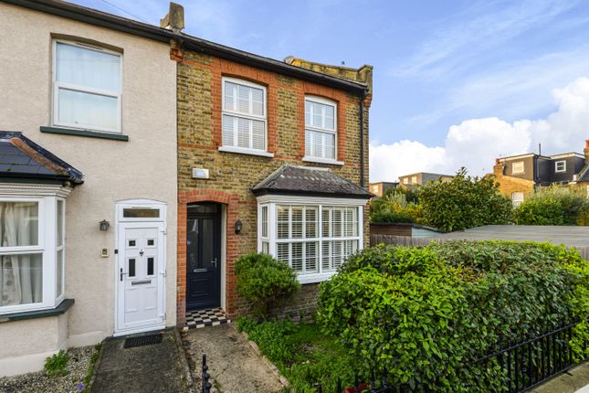 Thumbnail Semi-detached house to rent in Dean Road, Hounslow