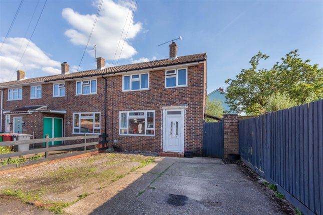 End terrace house for sale in Rokesby Road, Slough