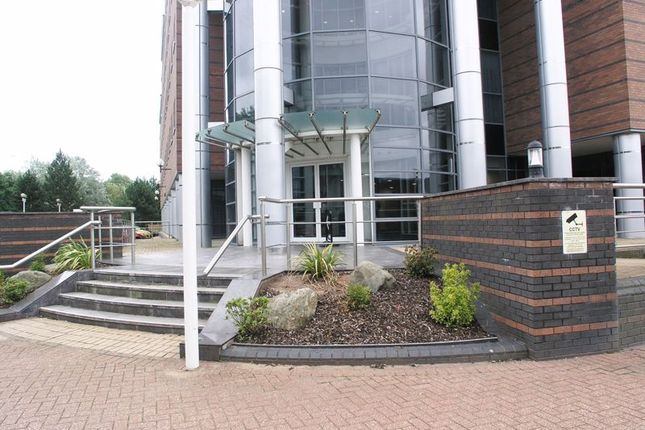 Flat for sale in The Landmark, Waterfront West, Brierley Hill.