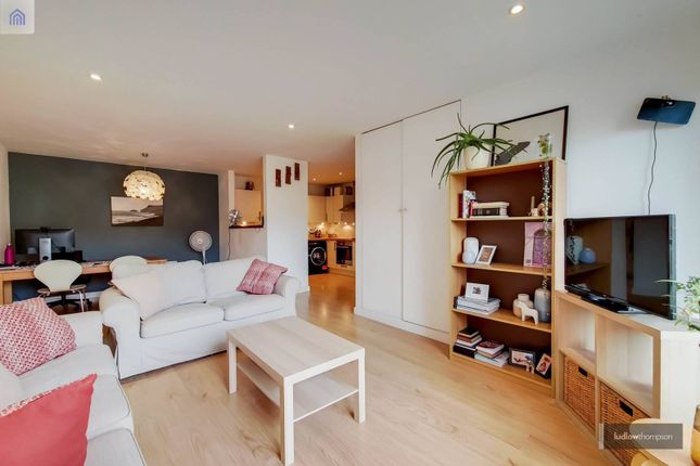 Thumbnail Flat to rent in East Dulwich Road, East Dulwich, London