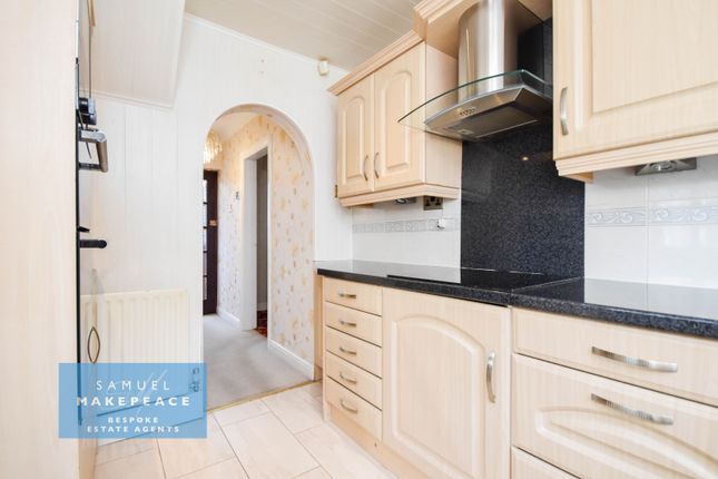 31 Greenside Avenue, Stockton Brook, Stoke-on-Trent photo 3