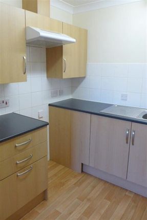 5, Castle Court, Castle Road, Clacton-On-Sea photo 5