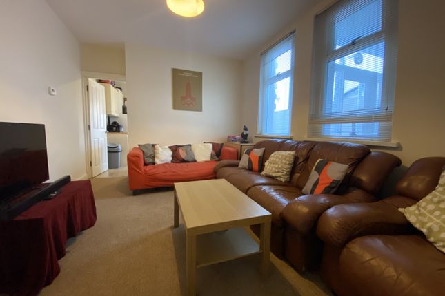 5-bed terraced on 61, Monthermer Road, Cardiff, £2,600/mo
