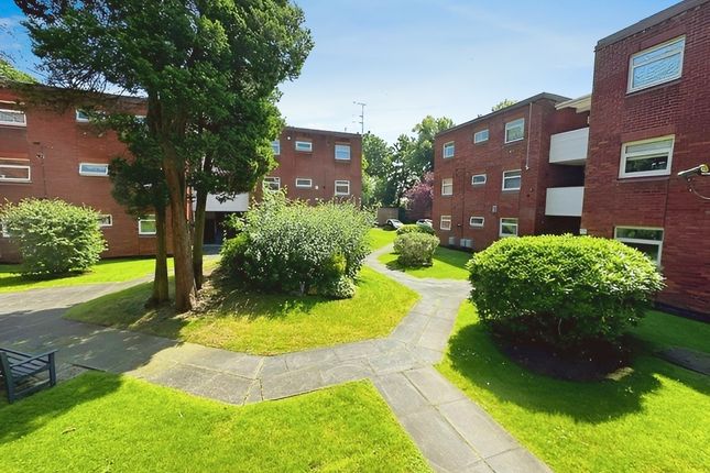 Thumbnail Flat for sale in Field House, Haymans Green, Liverpool