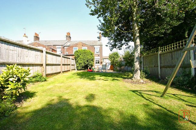 Thumbnail End terrace house to rent in Bergholt Road, Colchester, Essex