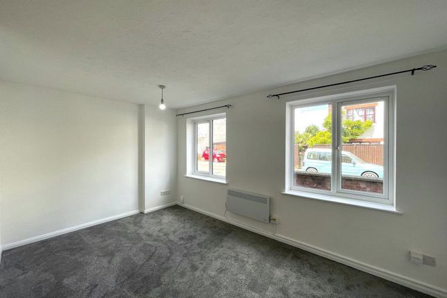 1, Cecil Pacey Court, Peterborough photo 3