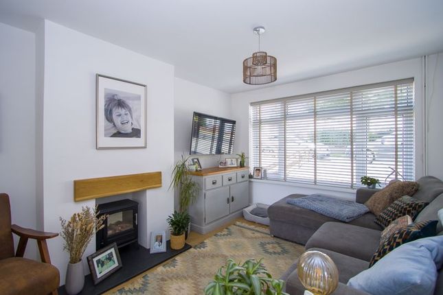 94, Wordsworth Avenue, Penarth photo 3