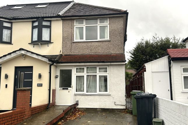 2-bed house on Lynmouth Road, Greenford, £1,995/mo