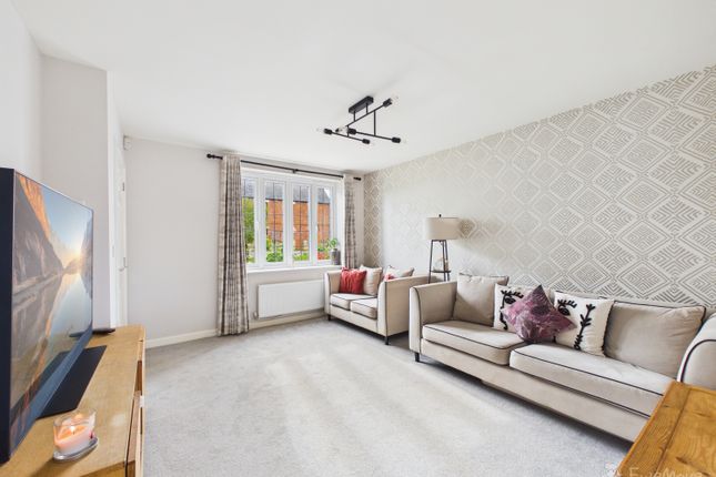 2, Bluebell Road, Ely photo 3