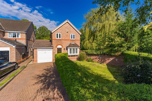Thumbnail Detached house for sale in Honiton Way, Altrincham