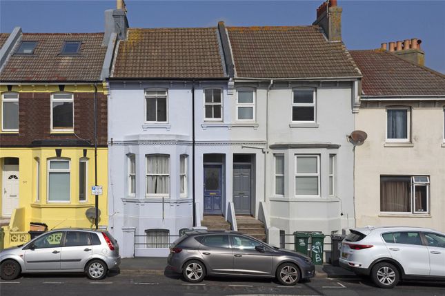 Thumbnail Flat for sale in Queens Park Road, Brighton