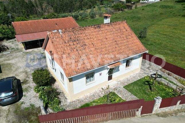 Thumbnail Detached house for sale in Serra E Junceira, Tomar, Santarém