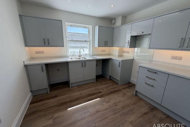 4 St. Dominics Mews, Torquay photo 2