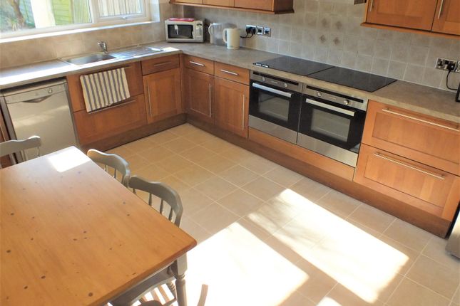 Room 6, 36, Delamere Road, Reading photo 5