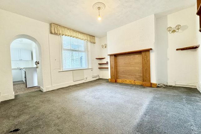 Flat to rent in Adrian Square, Westgate-On-Sea