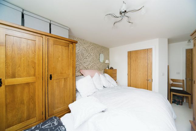Flat for sale in Little Common Road, Bexhill-On-Sea