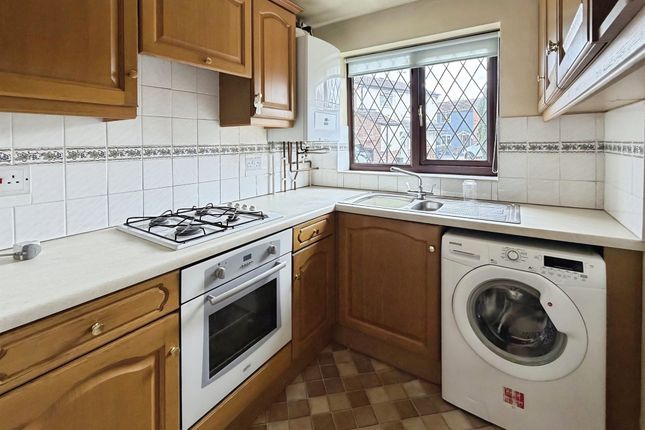 3, Cheverton Close, Derby photo 5